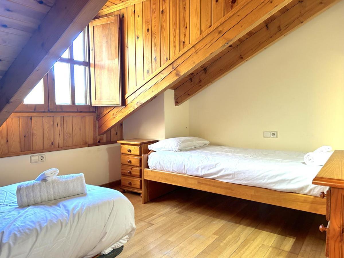 Appartamento Duplex Familiar I De Muntanya A Escalo By Rural D'Aneu Esterno foto